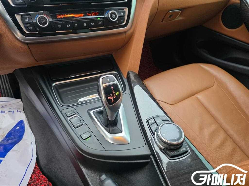 [BMW]4시리즈 (F32) 420d 쿠페 럭셔리 #3월급매--6