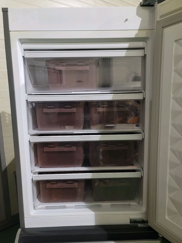 무료배송설치 딤채 330L 김치냉장고 2015,12제조,--2