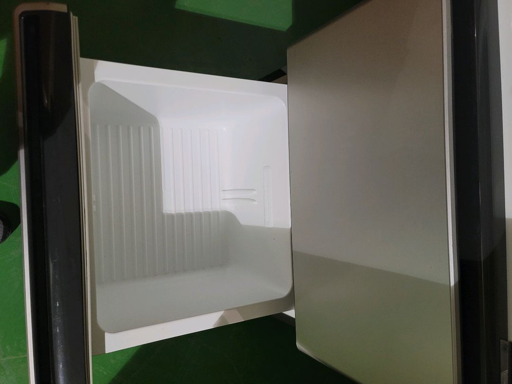 무료배송설치 딤채 330L 김치냉장고 2015,12제조,--4