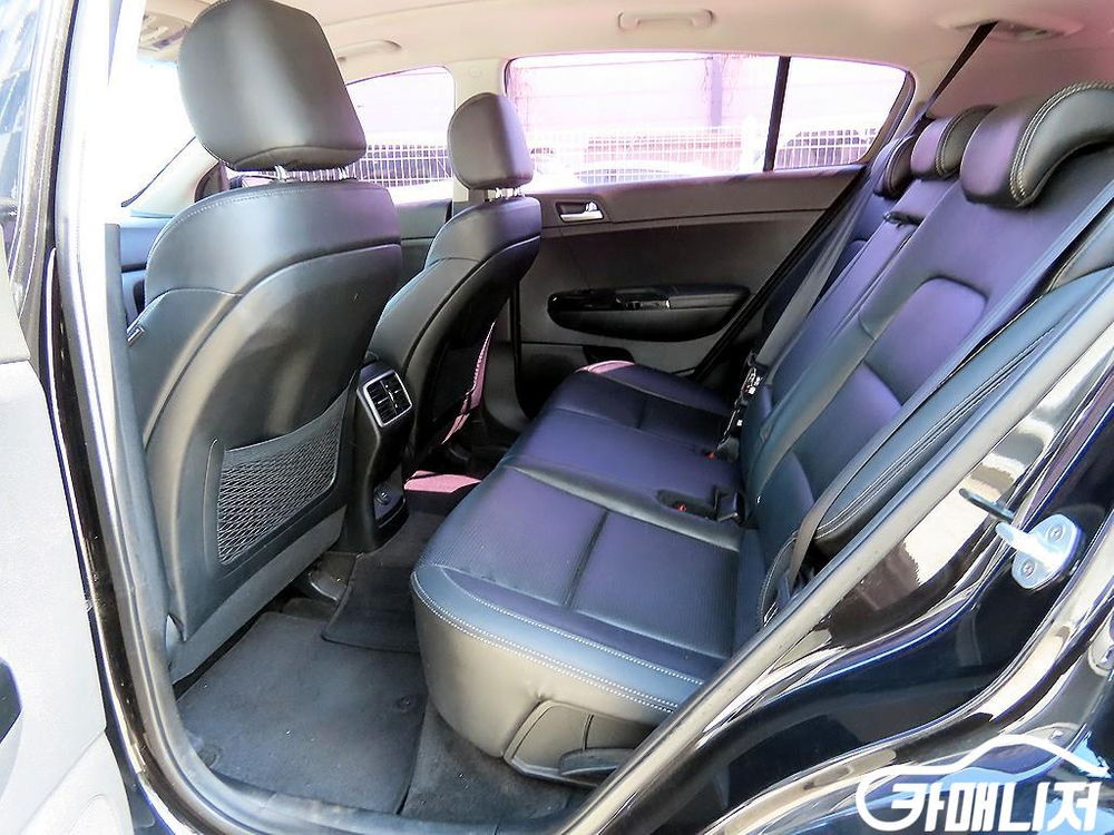 [기아]스포티지 4세대 (QL) 디젤 2.0 2WD 노블레스 #3월급매 이미지