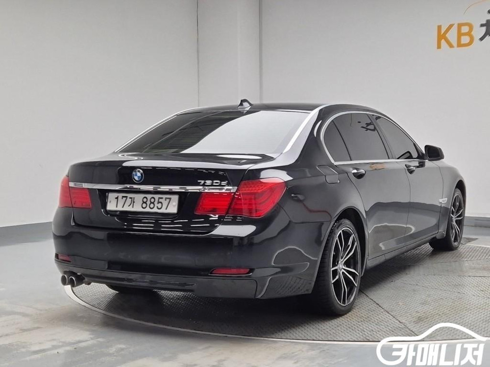 [BMW]7시리즈 (F01) 730 Ld (5인승) #3월급매--2