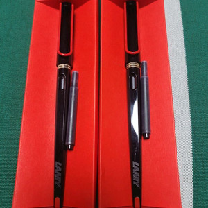 라미 조이 15 캘리그라피 만년필 이미지