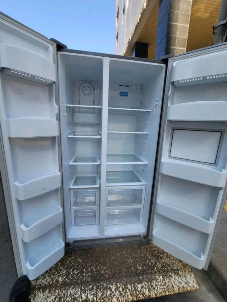 무료배송설치 클라쎄 550L 냉장고 2018,3제조---2