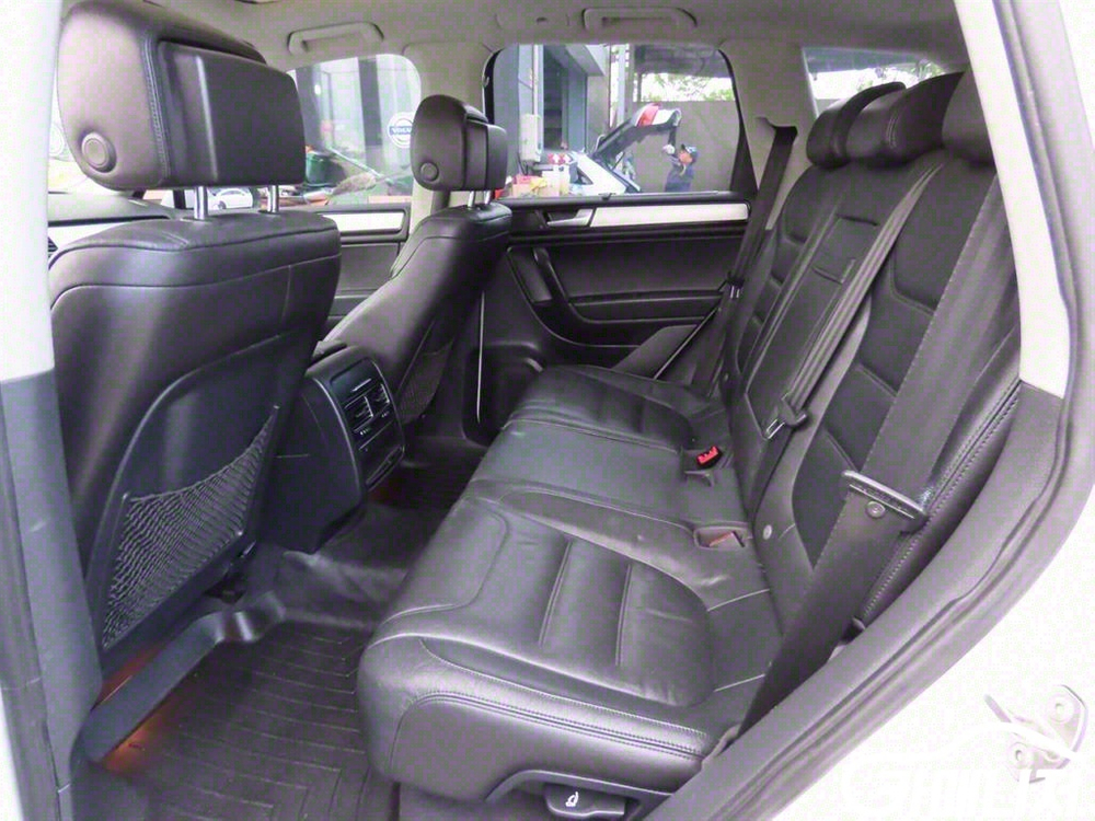 [폭스바겐]뉴 투아렉 V6 3.0 TDI 블루모션 (5인승) #3월급매--5