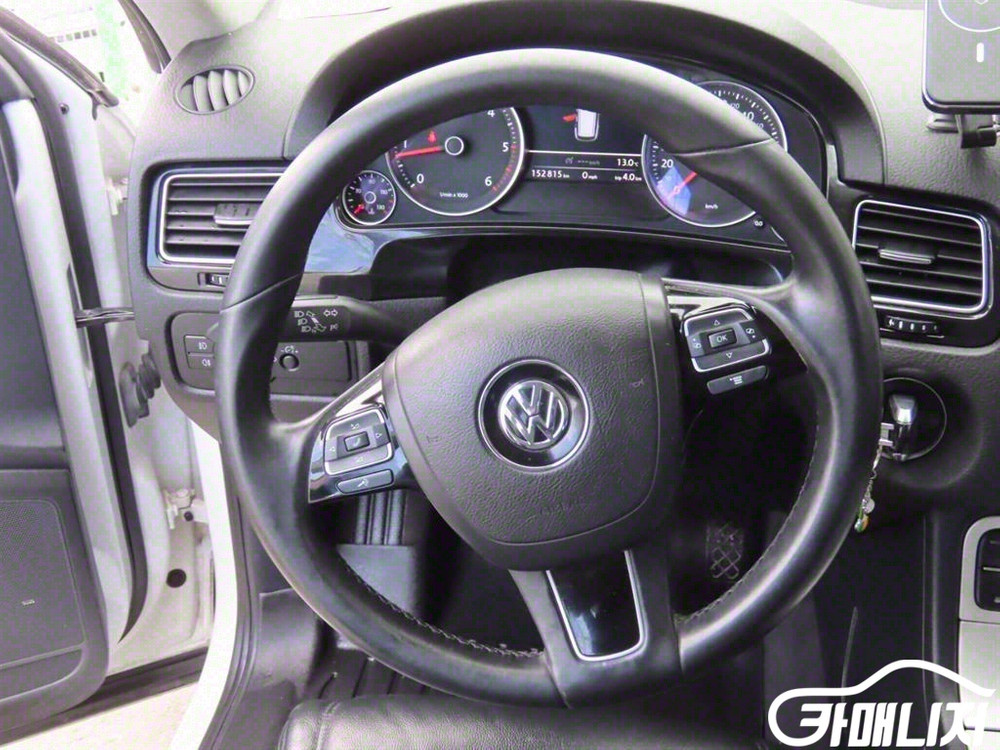 [폭스바겐]뉴 투아렉 V6 3.0 TDI 블루모션 (5인승) #3월급매--8