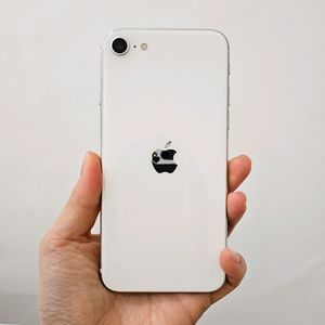 아이폰 SE2 / 특S급 / 128GB / 96% / 3-15