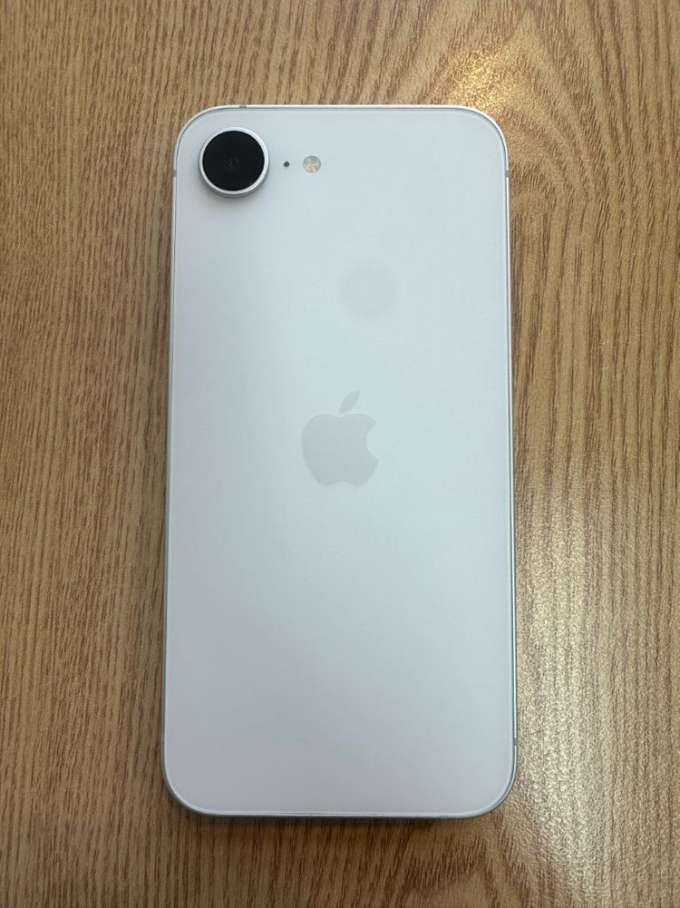 아이폰16e 128gb 화이트 마지막가격--1