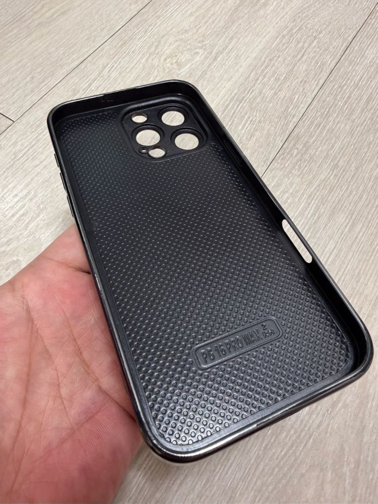 크롬하츠 아이폰16프로맥스 케이스 간지 철철 이미지