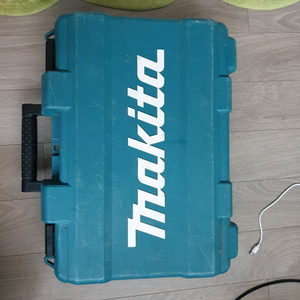 마끼다 TD127D 무선 충전 임팩트 드릴 드라이버 이미지