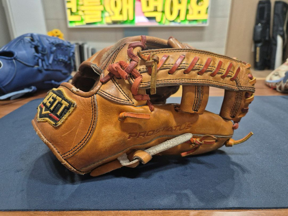 제트 프로스테이터스 최고등급 내야글러브11.75인치 팝니다. 이미지