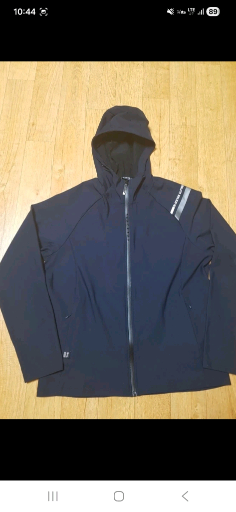 (정품,최상급)블랙야크 남성 후드 부드러운 원단의 바람막이 자켓 100 이미지