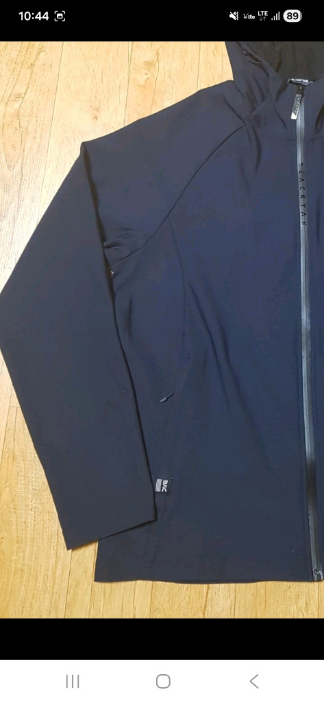 (정품,최상급)블랙야크 남성 후드 부드러운 원단의 바람막이 자켓 100 이미지