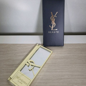 정품) 입생로랑 거울(코스메틱)