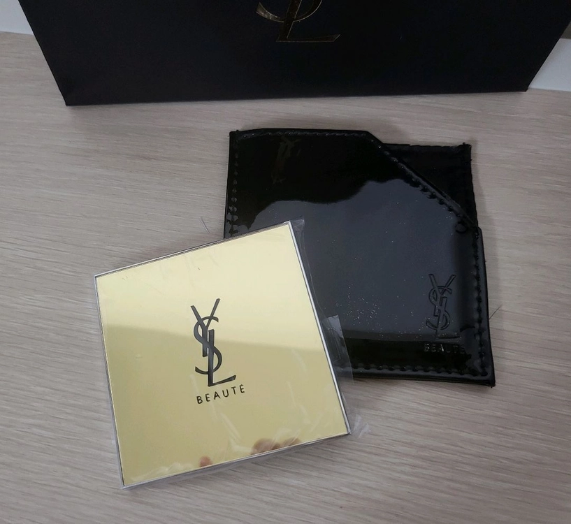 정품) 입생로랑 거울 (코스메틱) 이미지