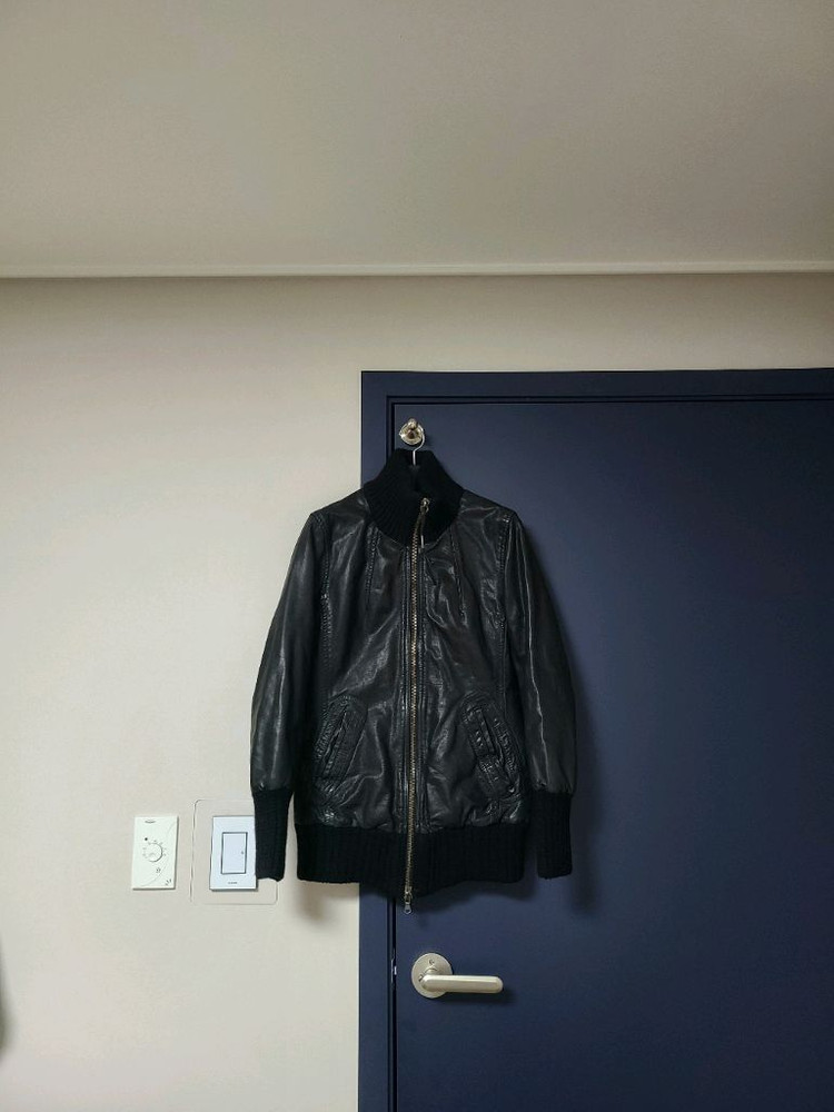 알마니 소가죽자켓--1