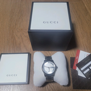 구찌 메탈시계 팝니디