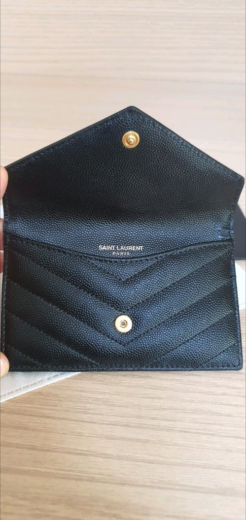 입생로랑 생로랑 카드지갑/지갑 금장 정품S급(감정O)구찌프라다루이비통디올고야드샤넬셀린느보테가생로랑발렌시아가버버리가방 이미지