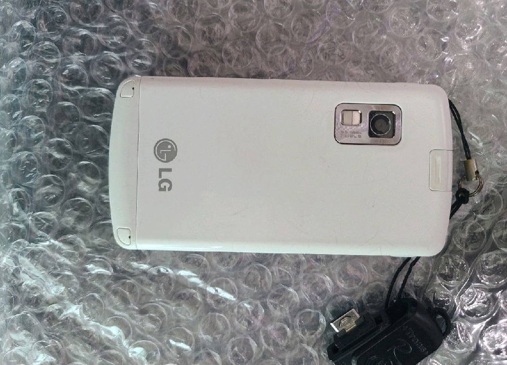 엘지 사이언 lg cyon kh-2200 피처폰 이미지