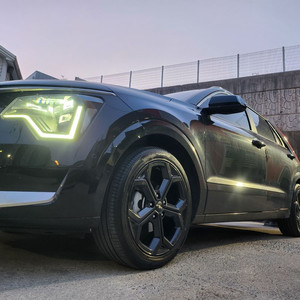 니로 18인치 SG2 순정휠 중고휠 블랙휠 팝니다 / 아반떼 K3 이미지