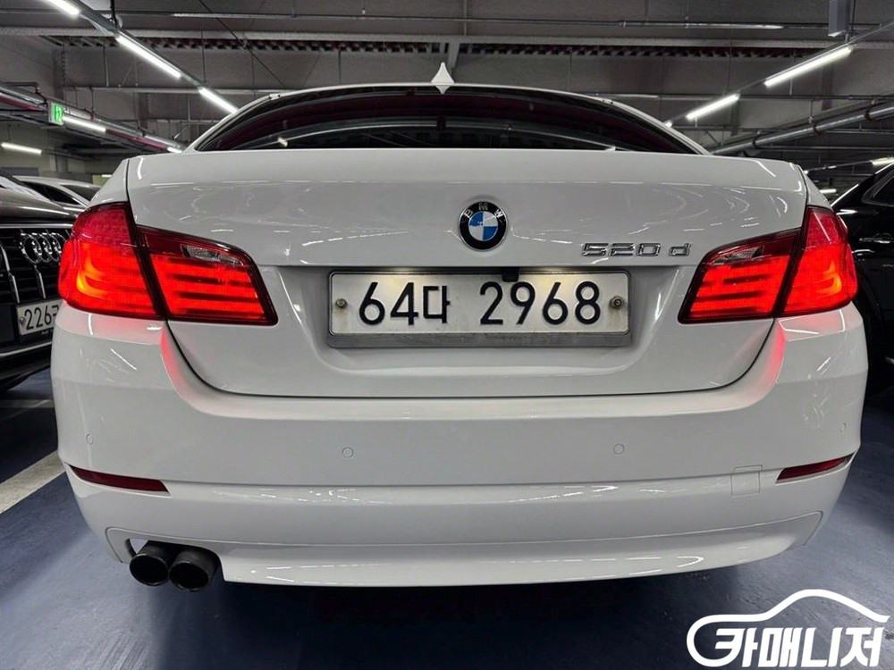 [BMW]5시리즈 (F10) 520d #3월급매--4