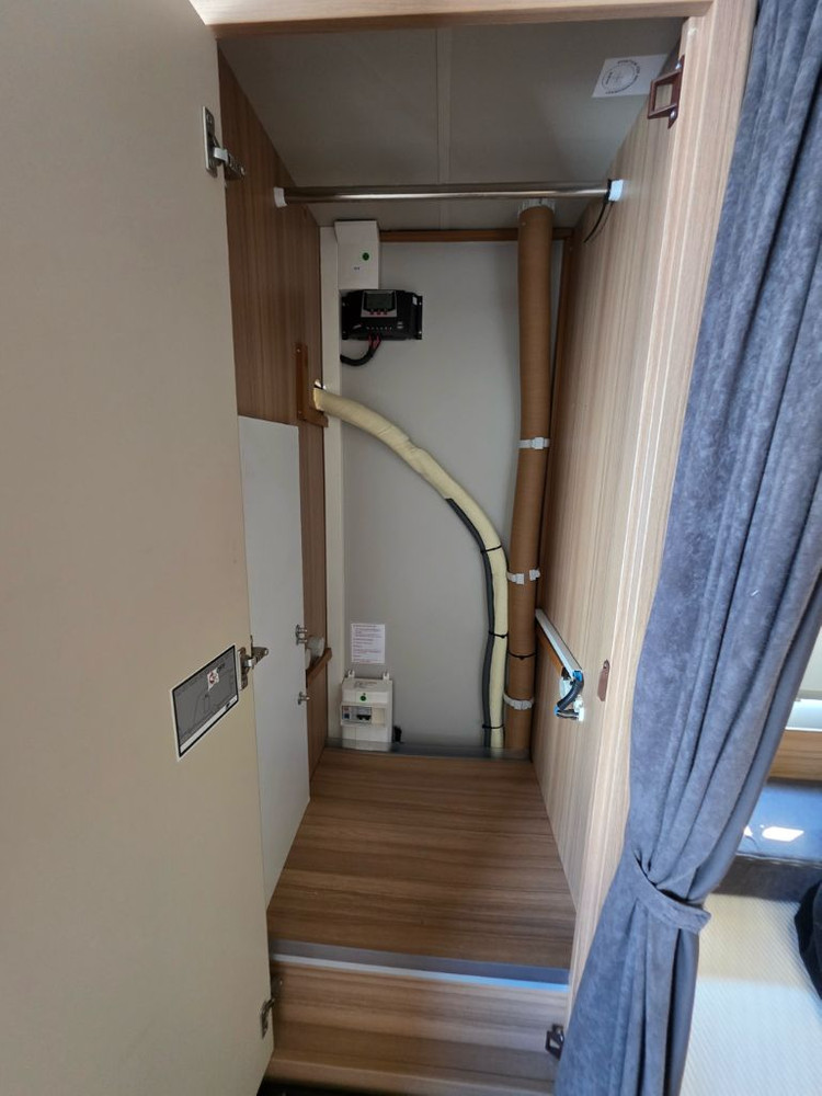 바인스버그 390QD 카라반, 20년식, 1,599만원--7