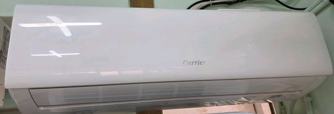 벽걸이에어컨 11평 케리어 19년제조 세척완료--1