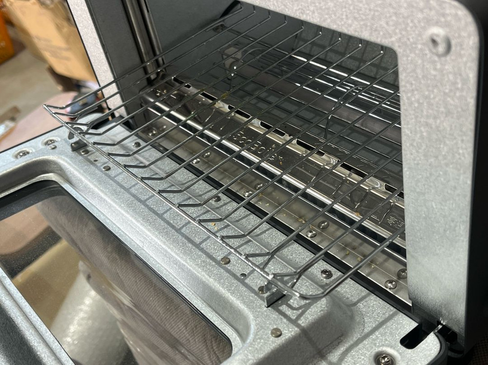 발뮤다 토스터기 이미지