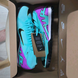 [판매] 나이키 줌 머큐리얼 슈퍼플라이 9 아카데미 TF (새상품) 이미지