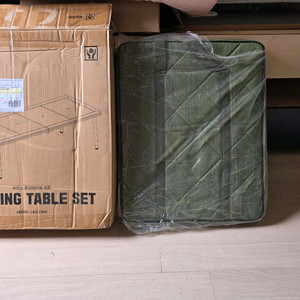 바운스 폴딩 테이블 세트 새상품 이미지