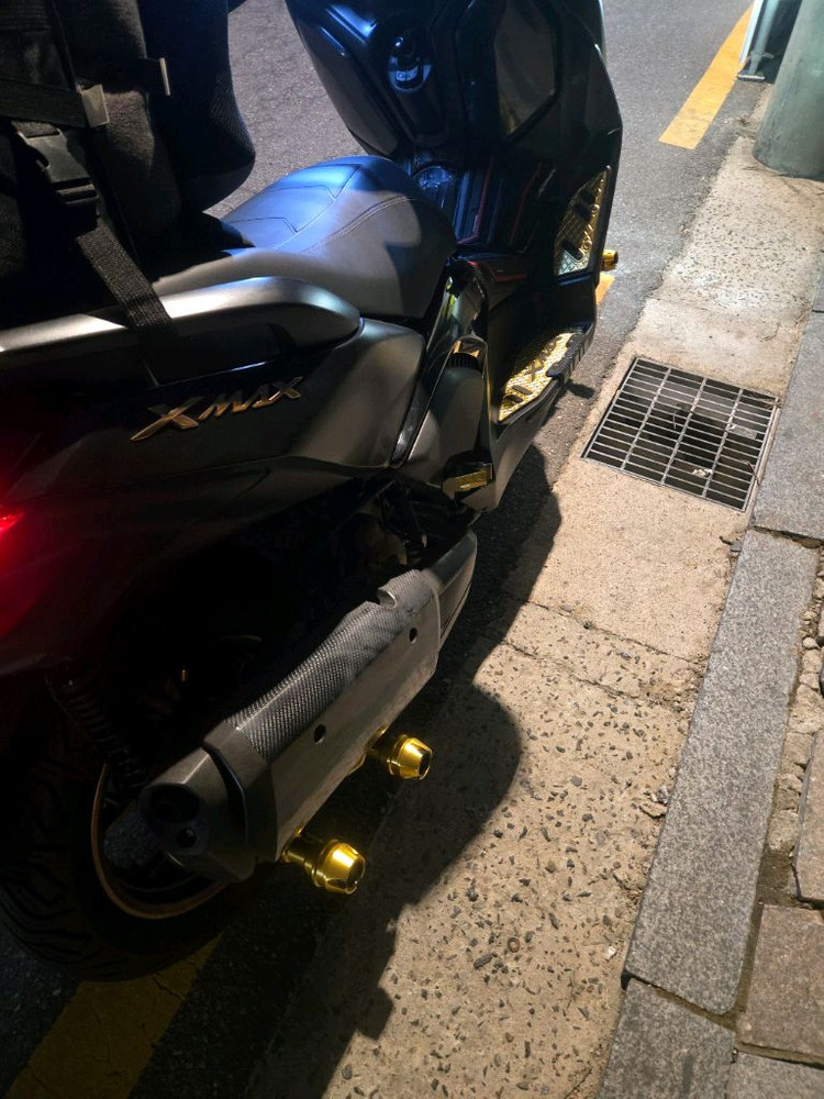 xmax팝니다 24년식--3