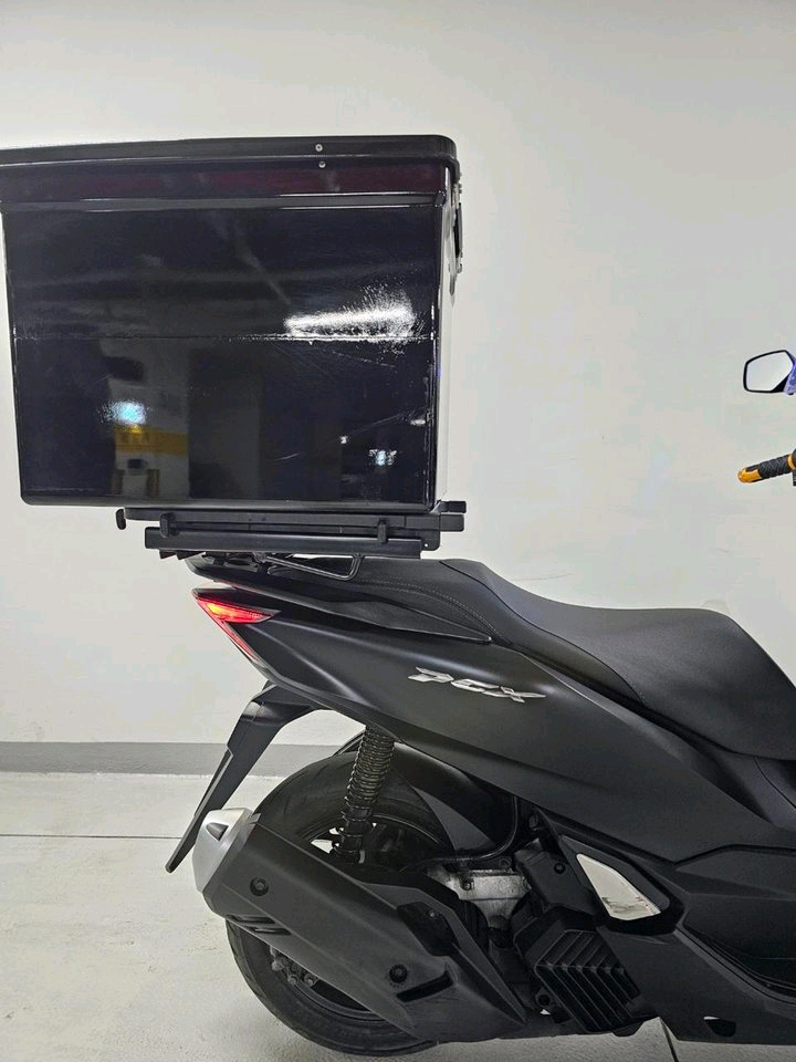 2022년식 혼다PCX125 판매합니다 .--4