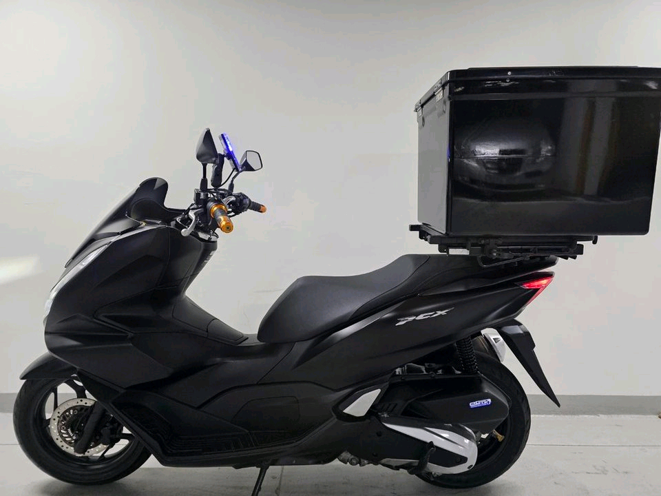 2022년식 혼다PCX125 판매합니다 .--7