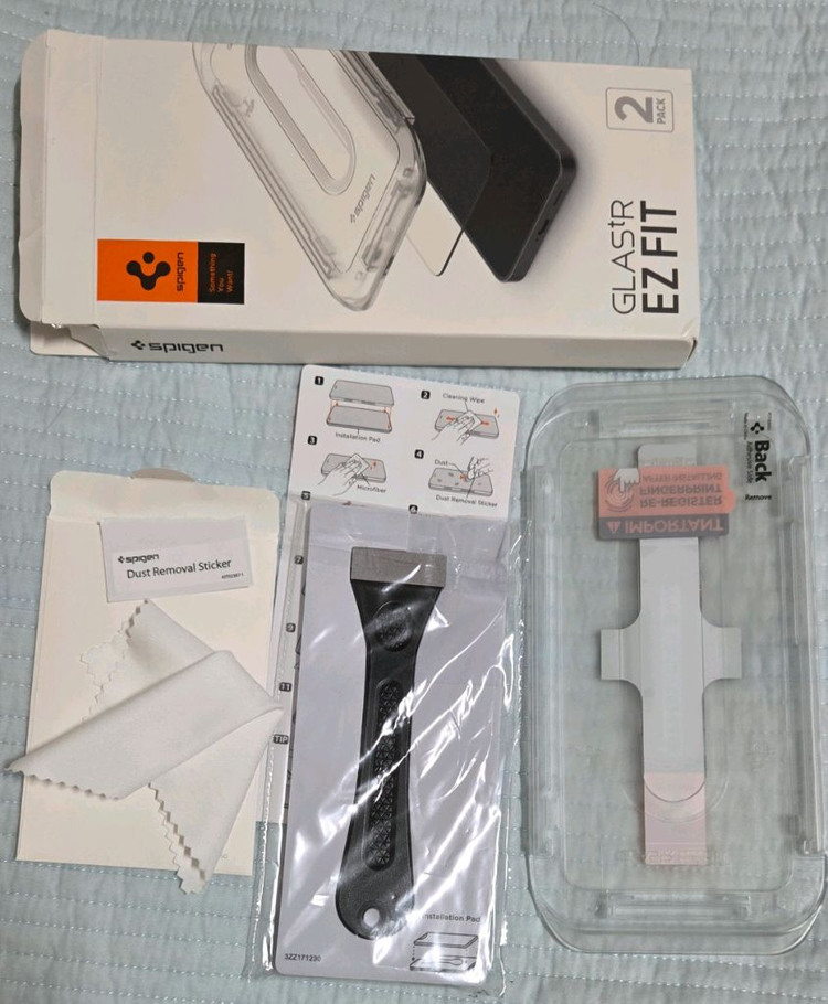 갤럭시S25 슈피겐 이지핏 액정필름 1장 팝니다. 이미지