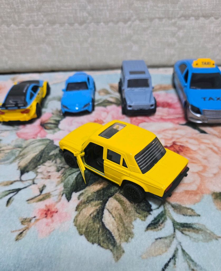 스포츠카 택시 승용차 등 새상품 개당--1