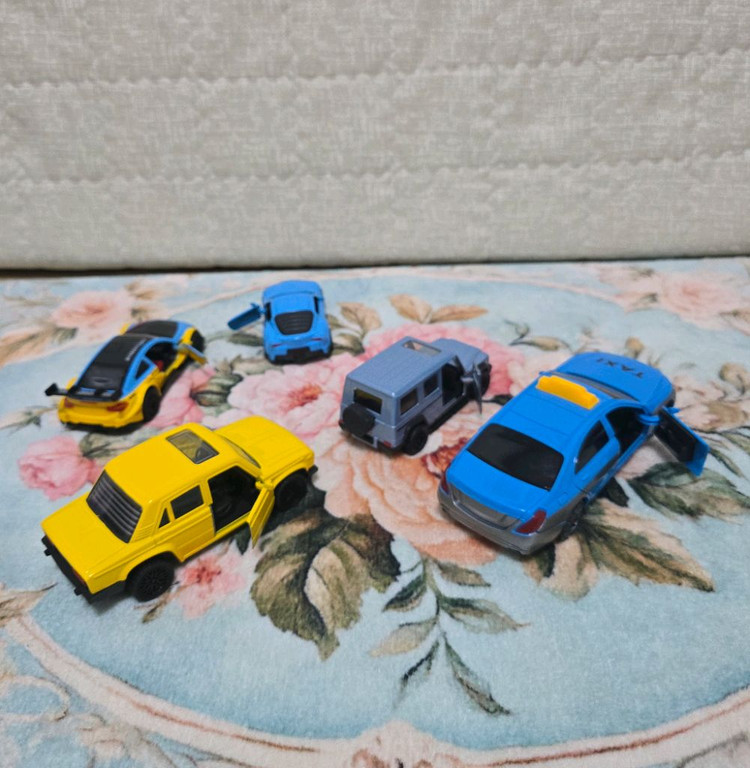 스포츠카 택시 승용차 등 새상품 개당--3