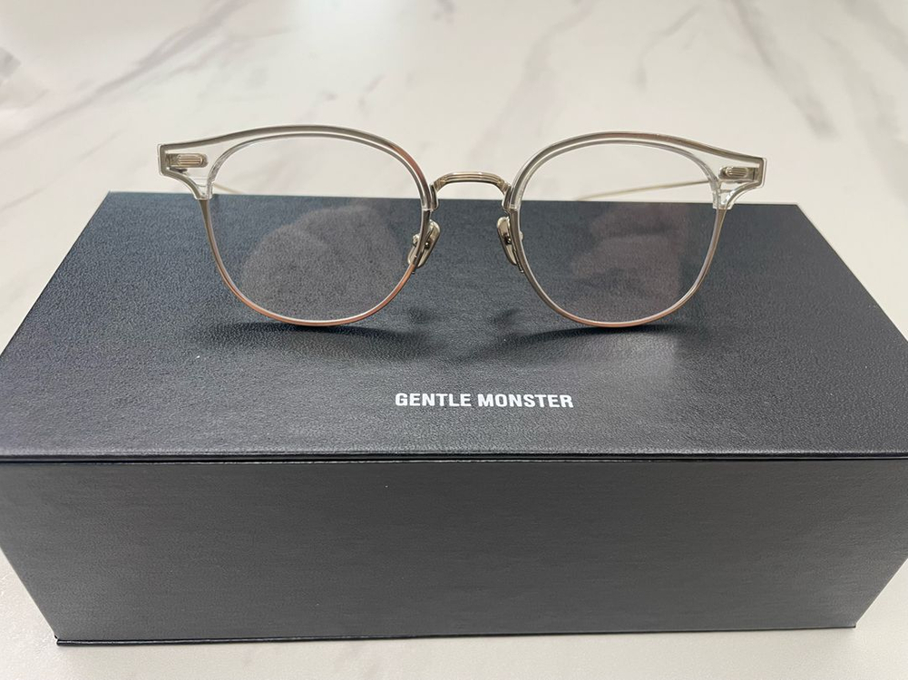 젠틀몬스터 안경 새상품 이미지