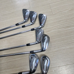 브릿지스톤 241cb 다골s200 120 4-p 골프아이언 판매합니다.