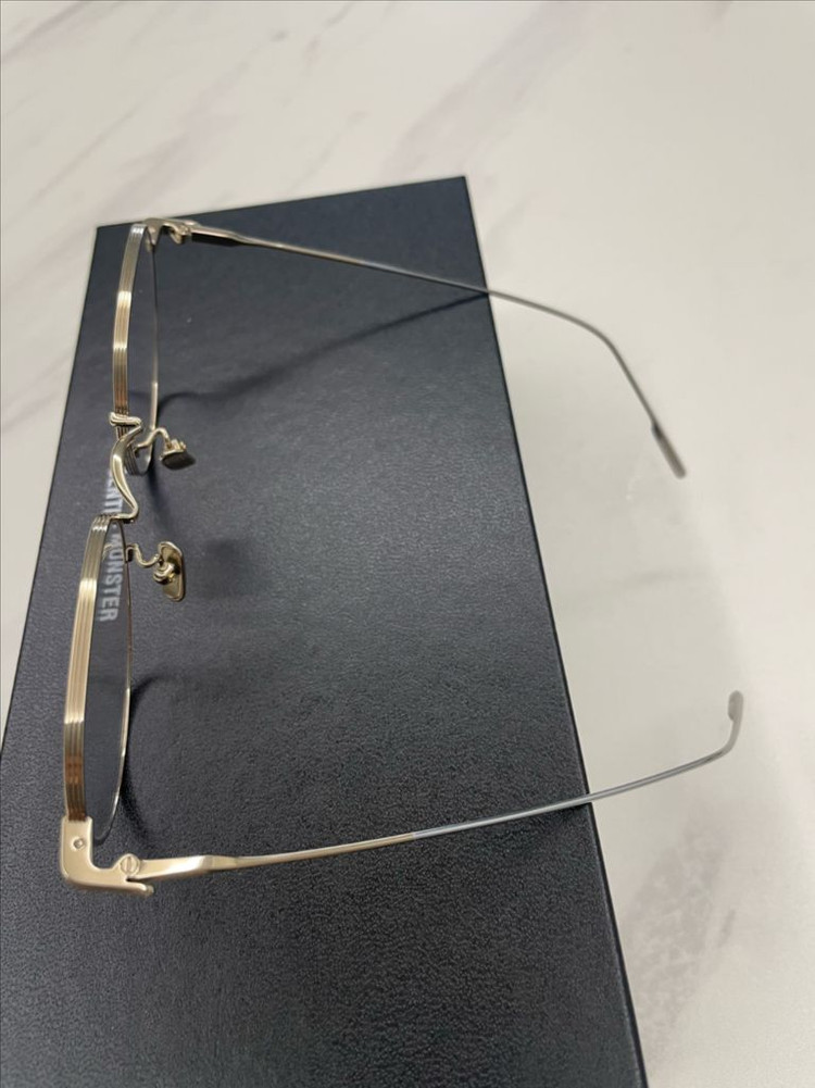 젠틀몬스터 안경 새상품 이미지