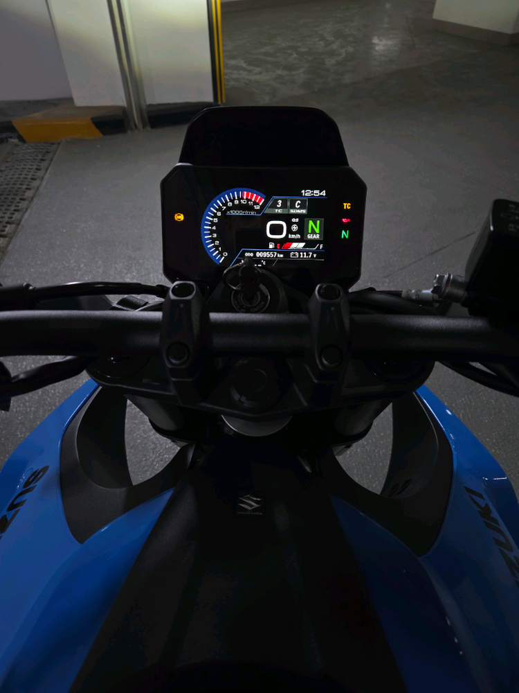 스즈키 gsx 8s 24년 9500km 이미지