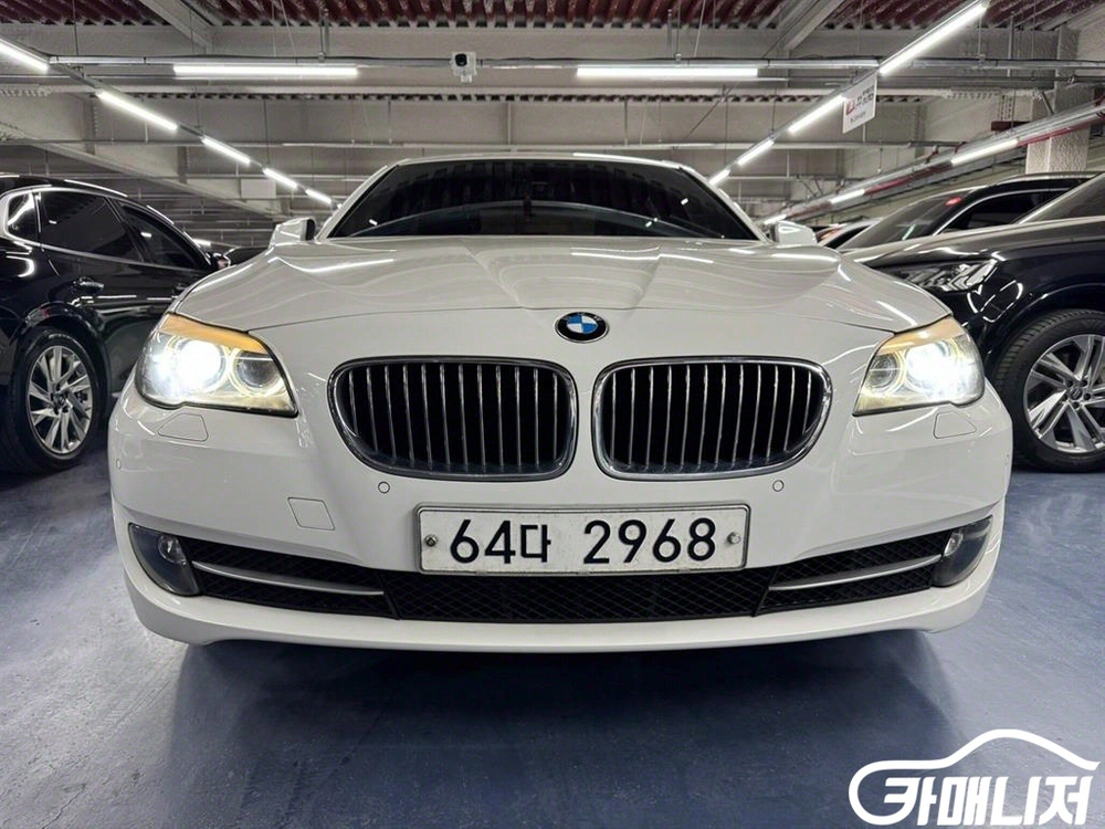 [BMW]5시리즈 (F10) 520d #3월급매--1