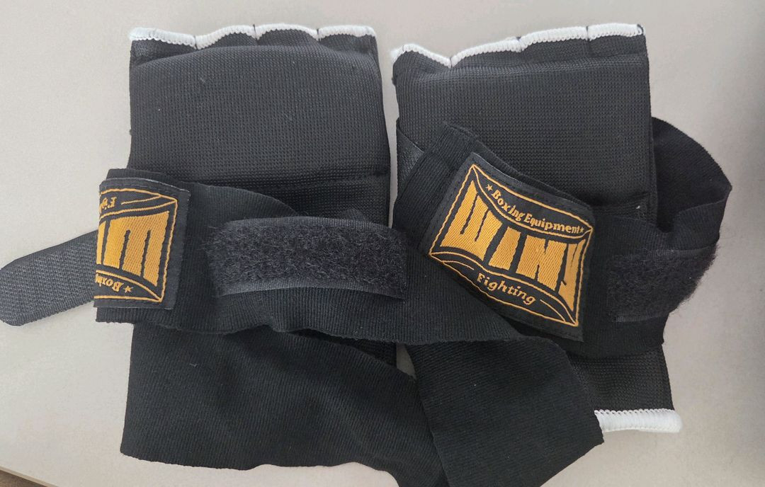 아디다스 복싱 글러브 이미지