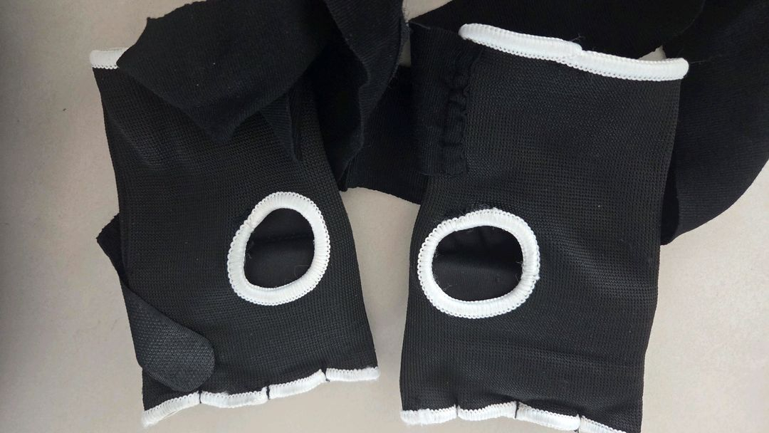 아디다스 복싱 글러브 이미지