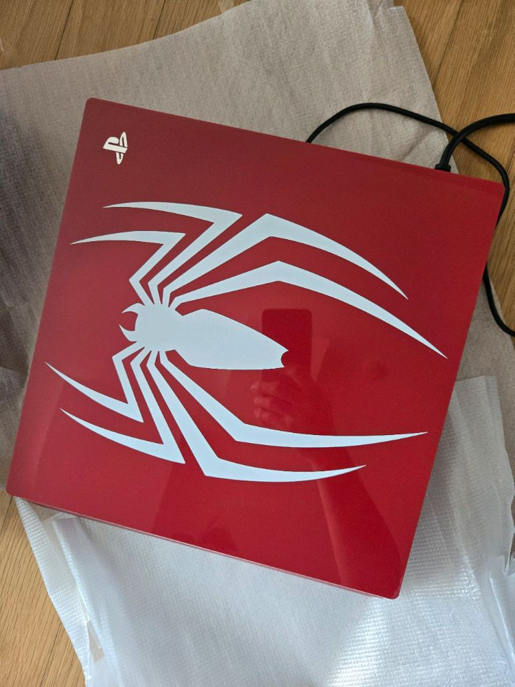 ps4 pro 스파이더맨 에디션 이미지