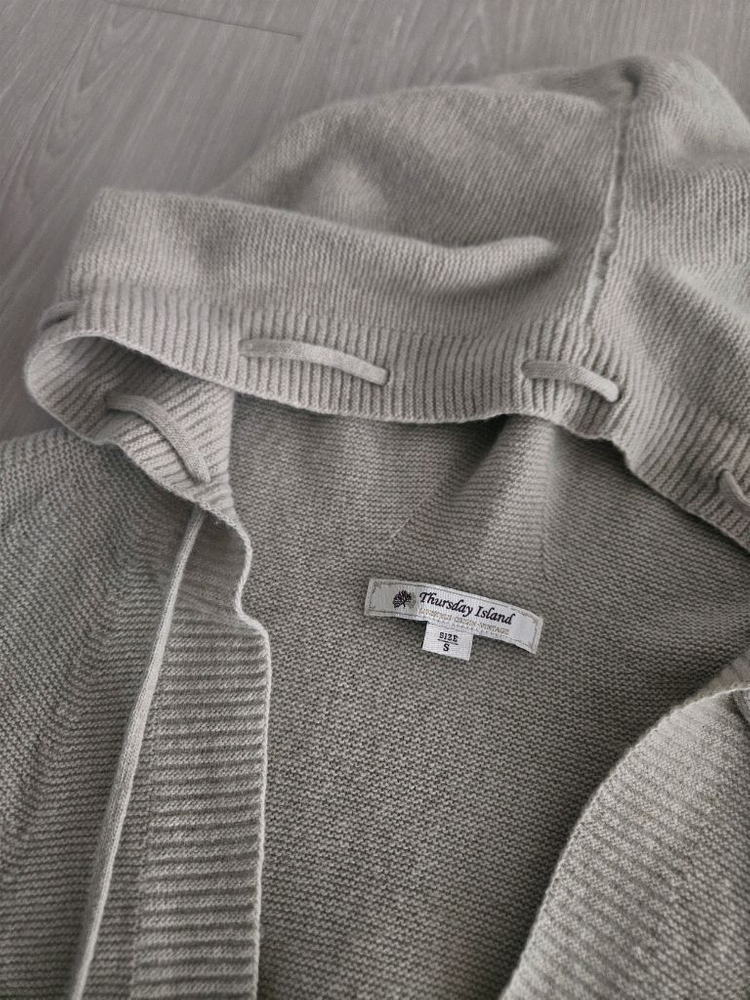 써스데이아일랜드 홀가먼트 니트 이미지