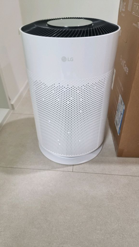 LG 퓨리케어 공기청정기 S급으로 판매합니다.--2