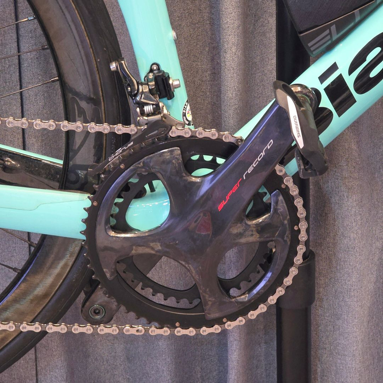 2024년 비앙키 아리아 캄파놀로 12단 로드자전거 이미지