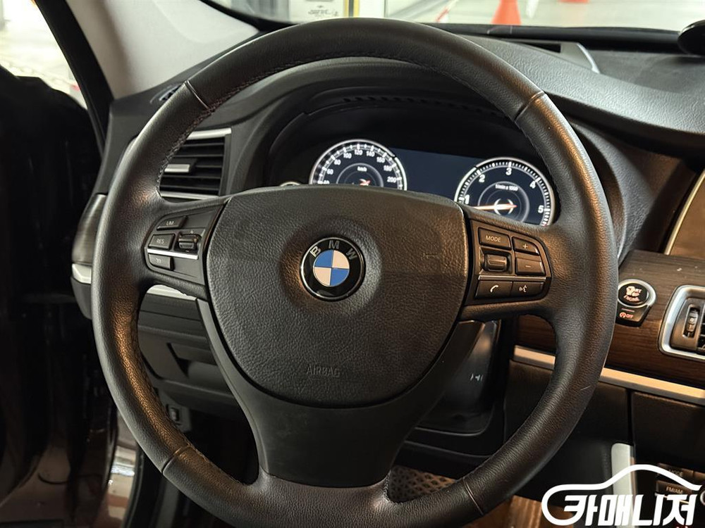 [BMW]5시리즈 GT (F07) GT 30d xDRIVE #3월급매--6