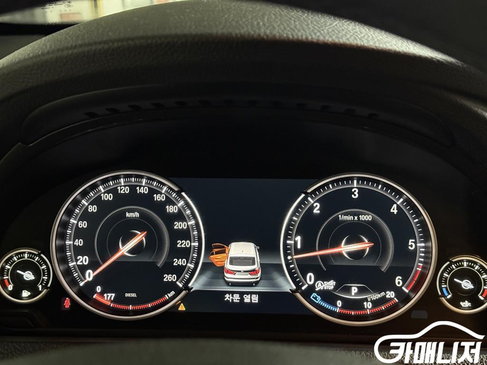 [BMW]5시리즈 GT (F07) GT 30d xDRIVE #3월급매--9