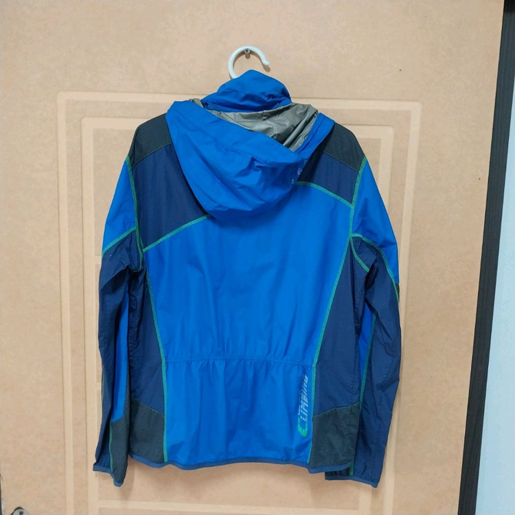 K2 윈드스토퍼 여성95 사이즈 입니다--2