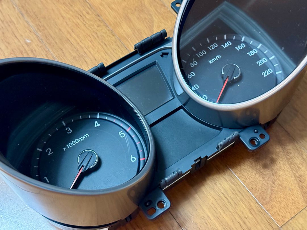 투싼ix 계기반 디젤 2010년형 팝니다 이미지